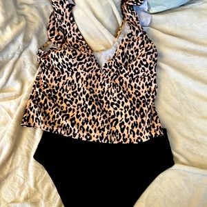 Bathing suit